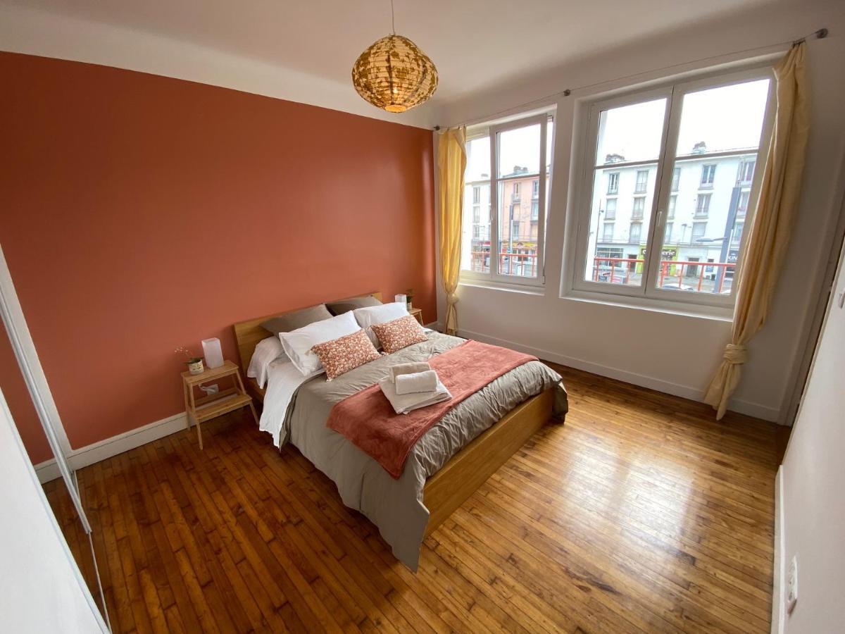 Appartement Spacieux Avec Balcon Et Parking Брест Экстерьер фото