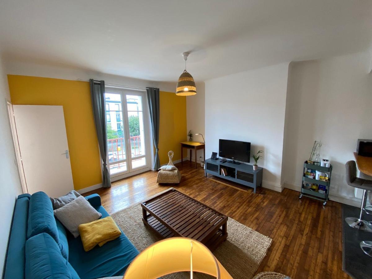 Appartement Spacieux Avec Balcon Et Parking Брест Экстерьер фото